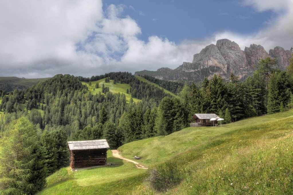 Hotel Tyrol Selva di Val Gardena Esterno foto