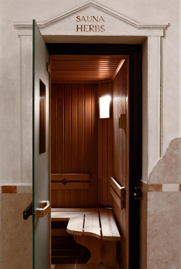 Hotel Tyrol Selva di Val Gardena Esterno foto