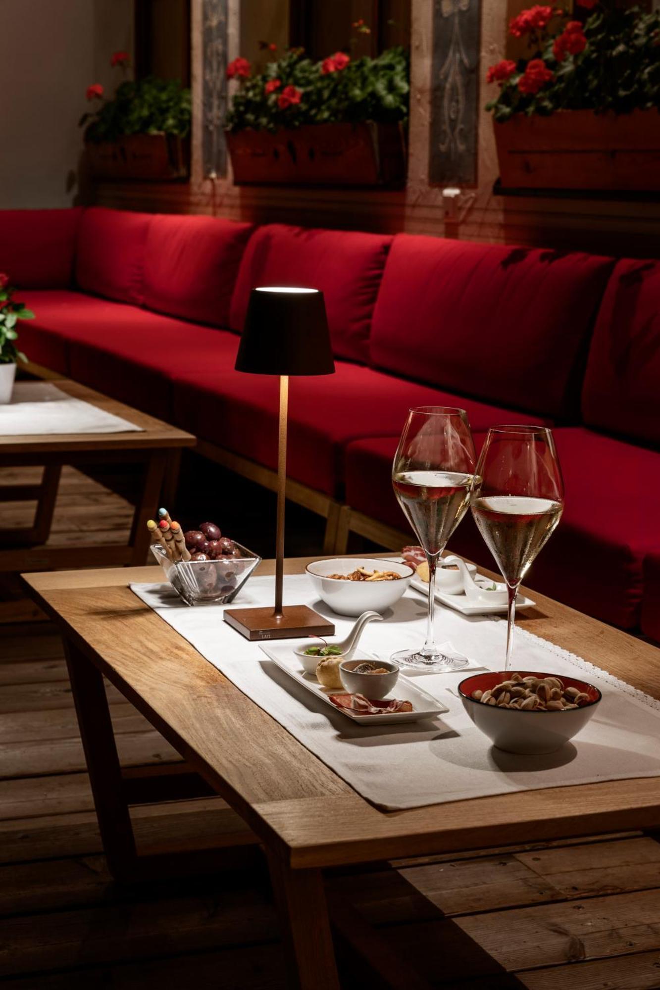 Hotel Tyrol Selva di Val Gardena Esterno foto