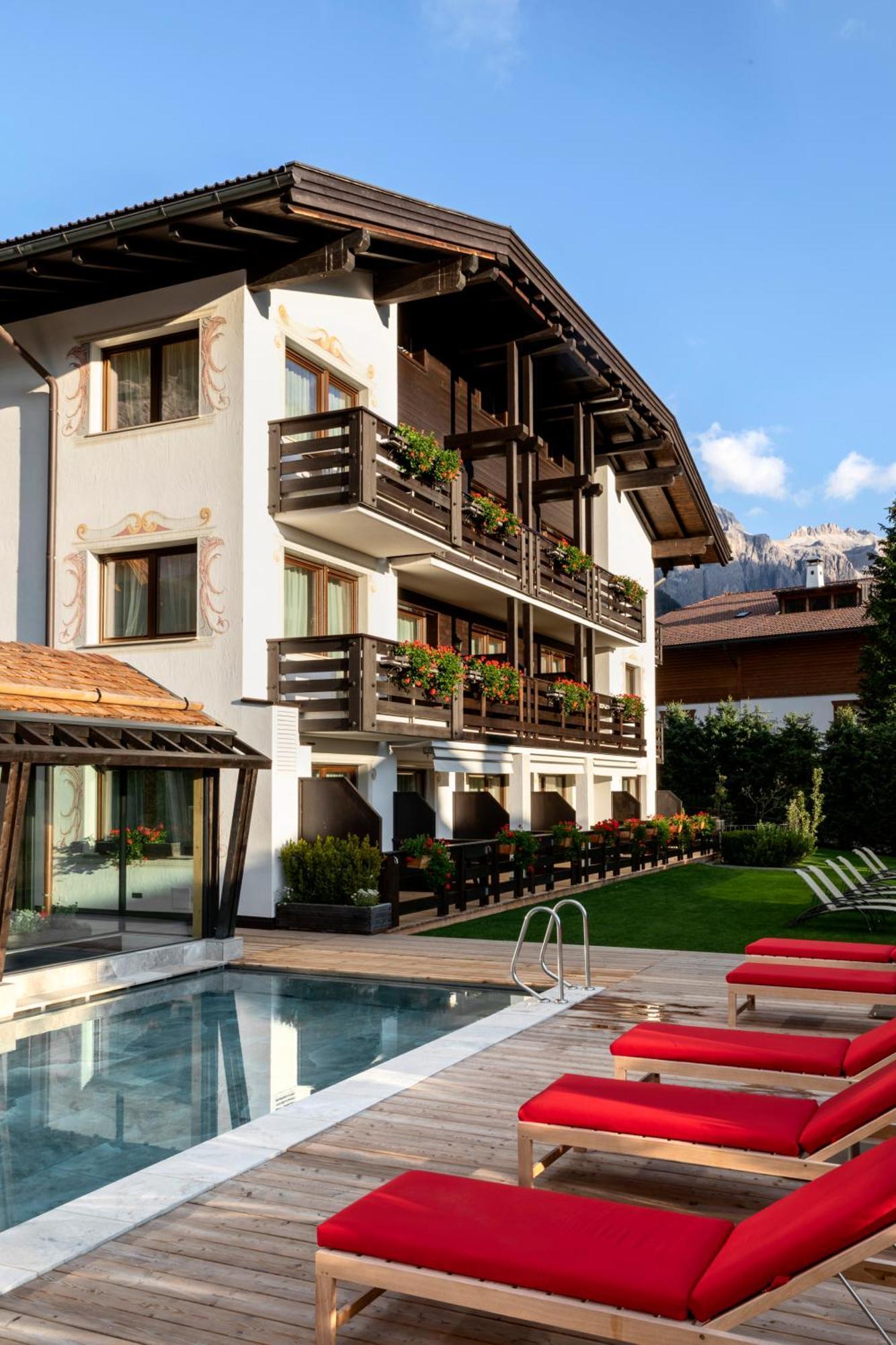 Hotel Tyrol Selva di Val Gardena Esterno foto